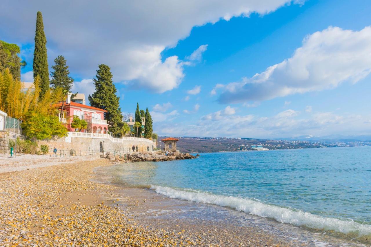 Apartments Anita Near Opatija With Private Parking Матульи Экстерьер фото