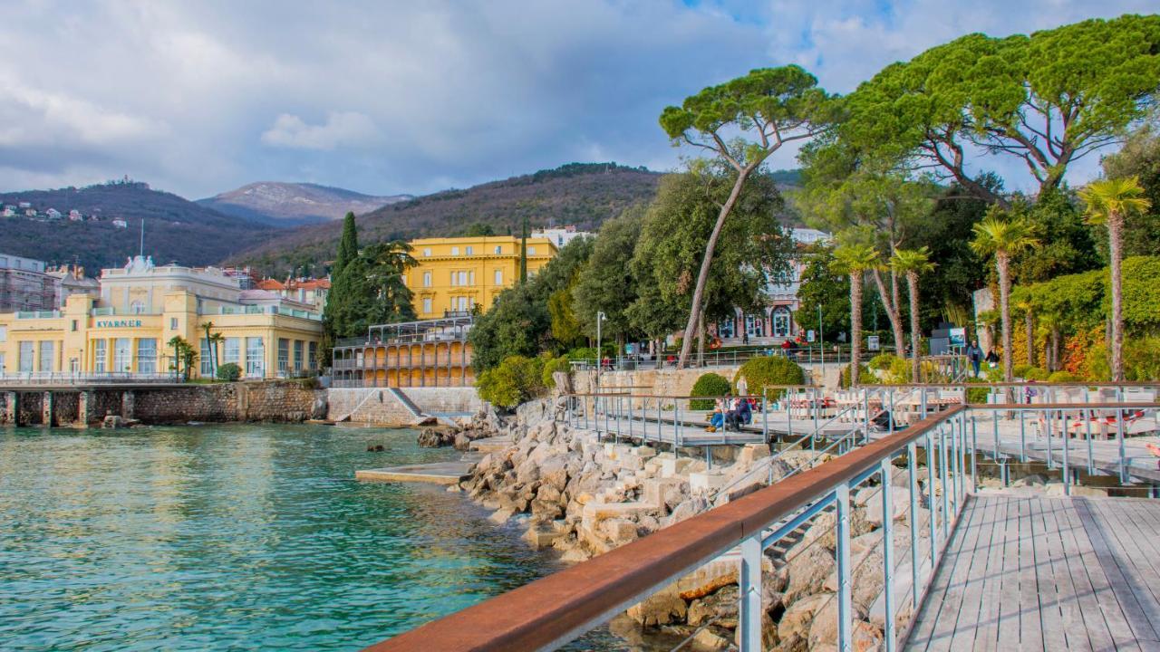 Apartments Anita Near Opatija With Private Parking Матульи Экстерьер фото