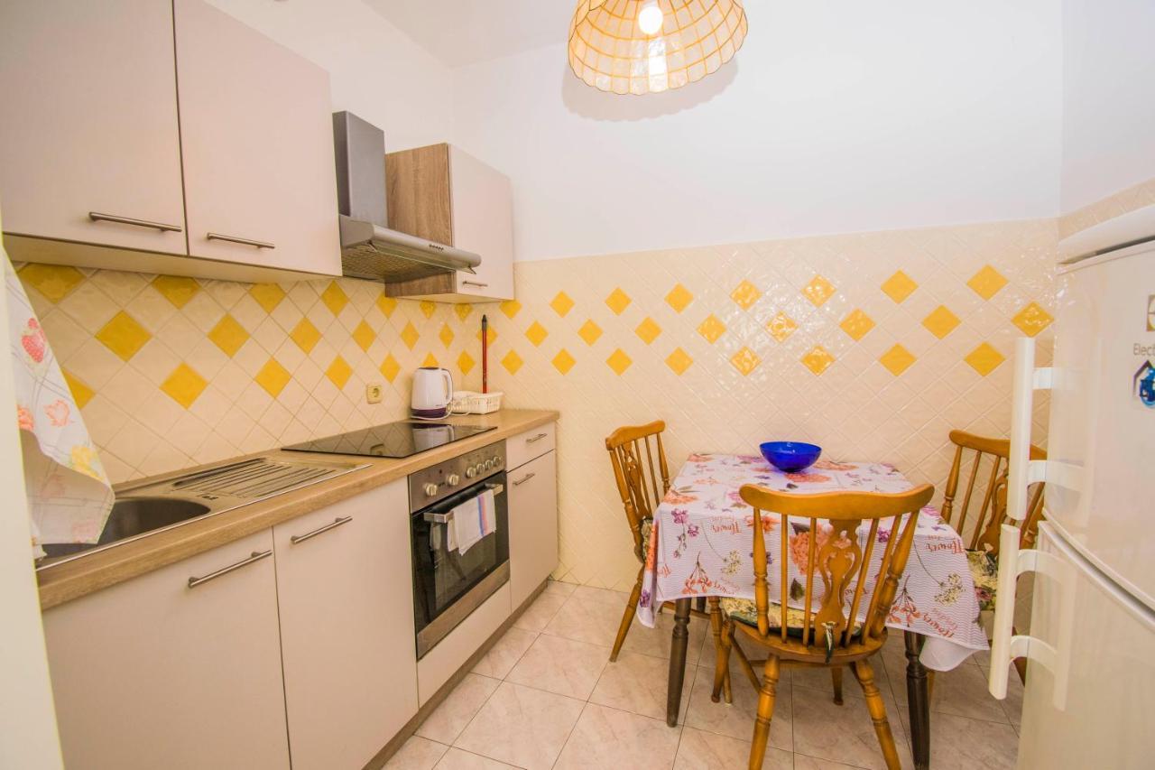 Apartments Anita Near Opatija With Private Parking Матульи Экстерьер фото
