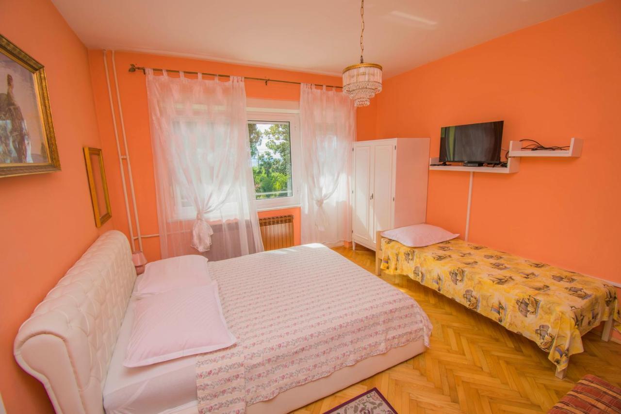 Apartments Anita Near Opatija With Private Parking Матульи Экстерьер фото
