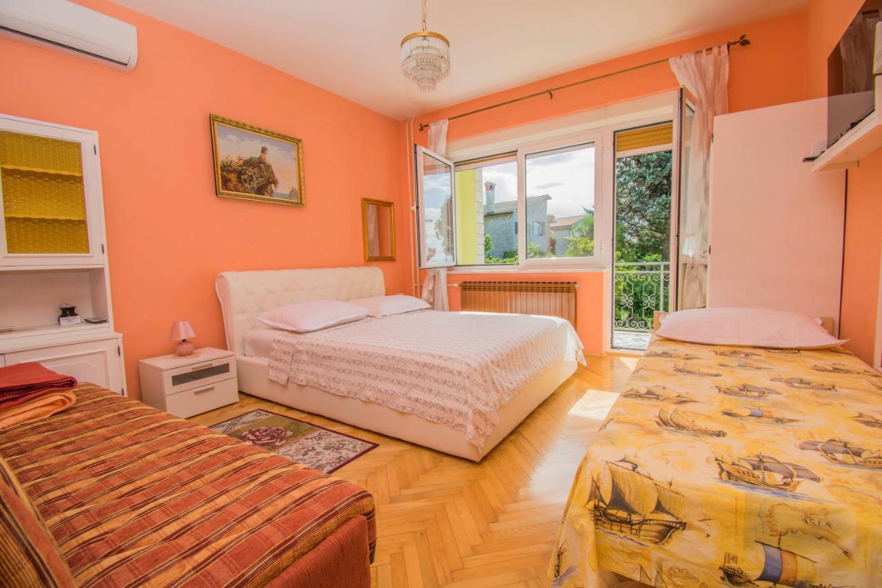 Apartments Anita Near Opatija With Private Parking Матульи Экстерьер фото