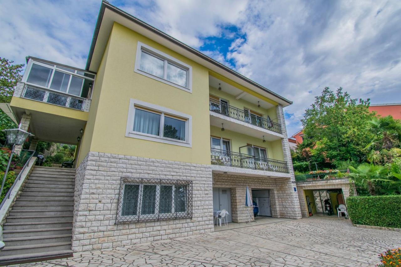 Apartments Anita Near Opatija With Private Parking Матульи Экстерьер фото