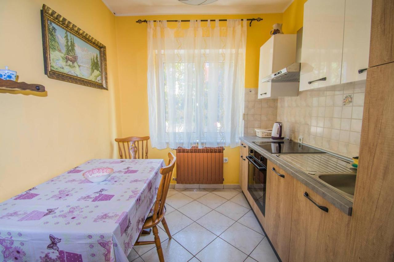 Apartments Anita Near Opatija With Private Parking Матульи Экстерьер фото