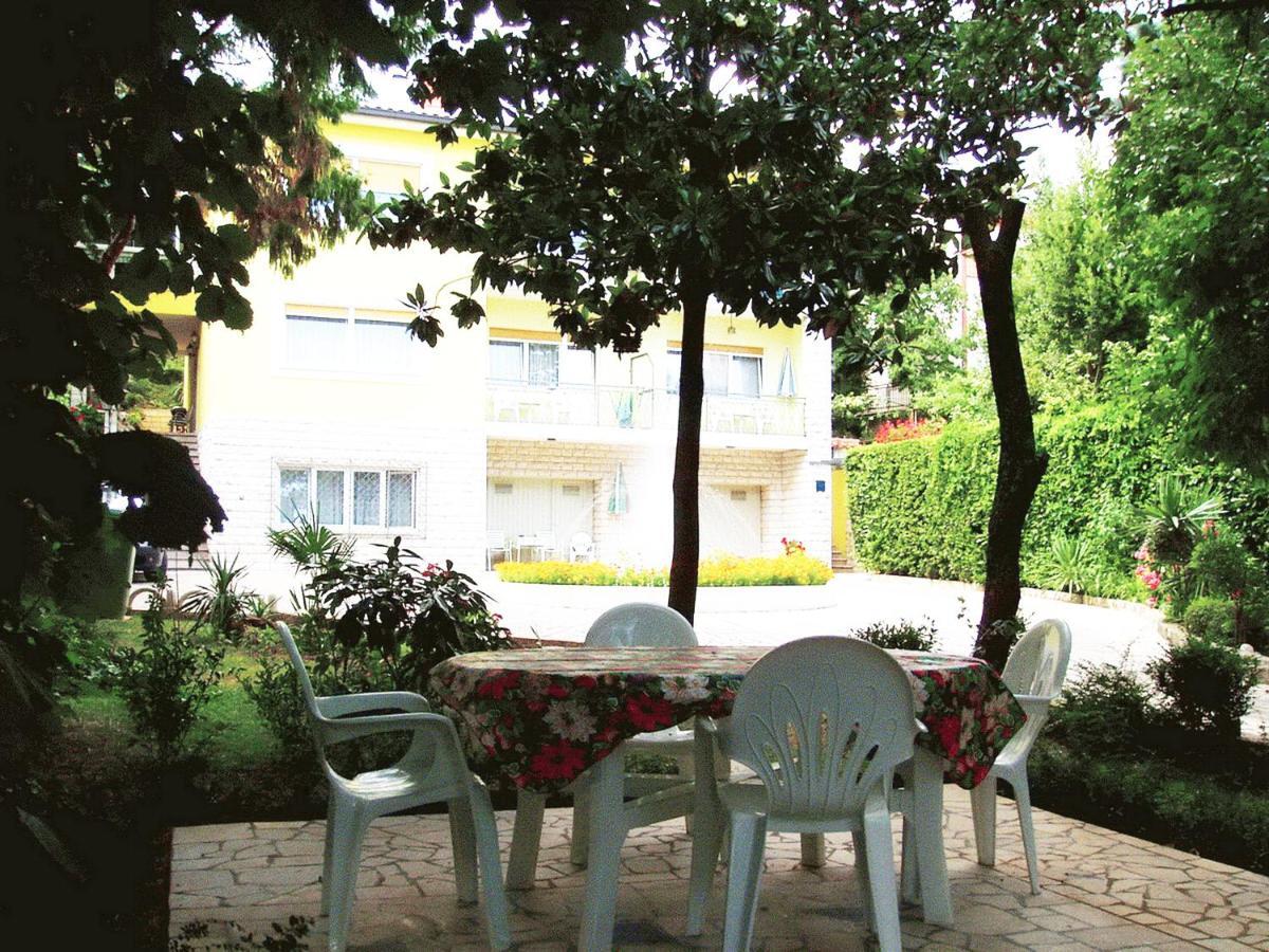 Apartments Anita Near Opatija With Private Parking Матульи Экстерьер фото